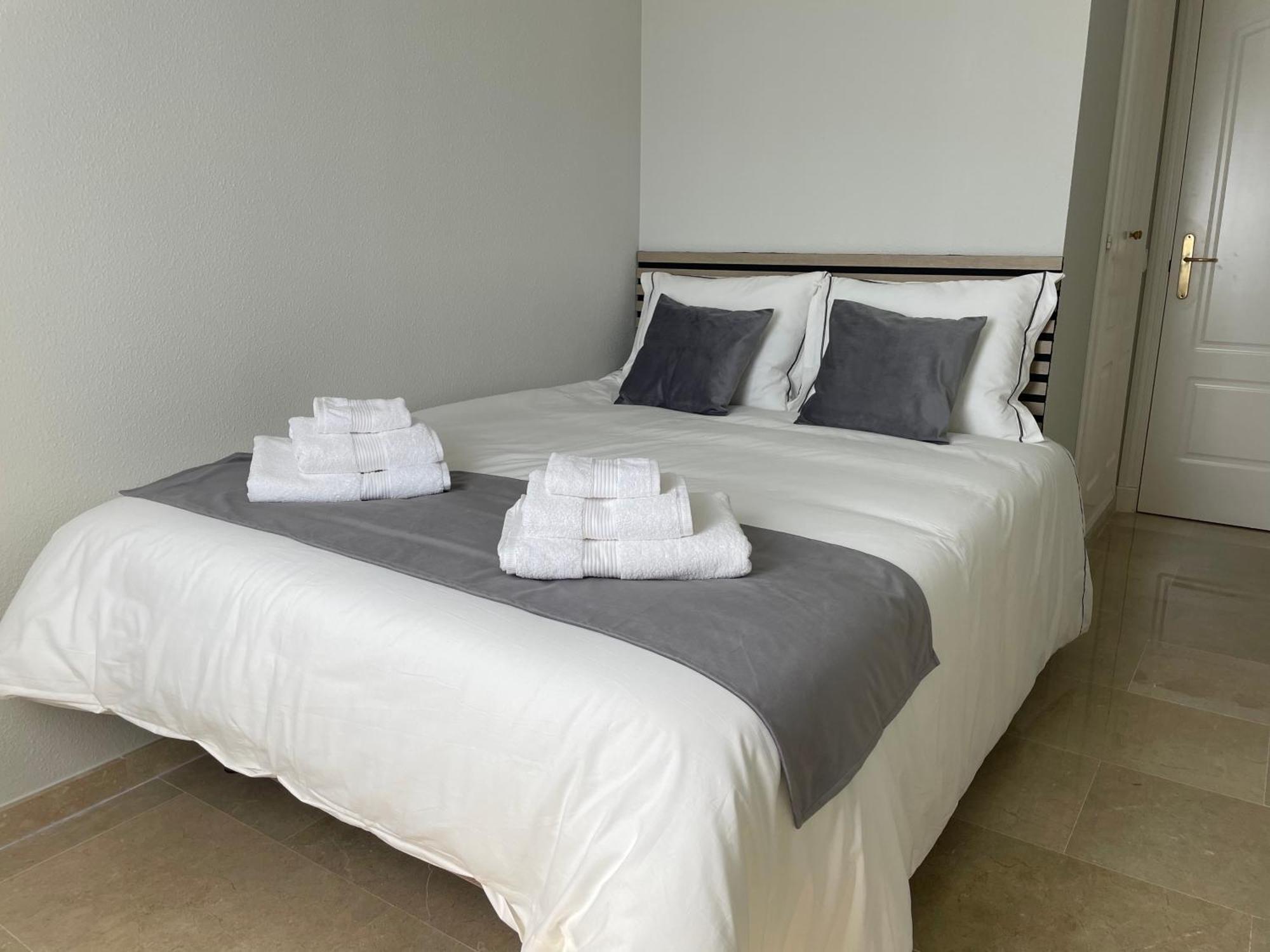 Apartamento En Marina Duquesa Castillo de Sabinillas Екстер'єр фото